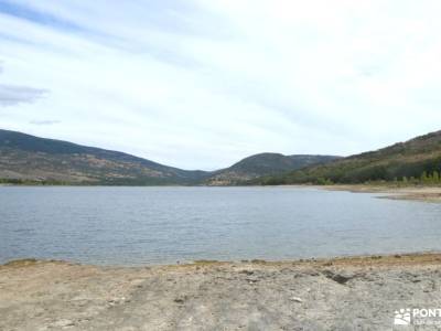 Embalse de Pinilla y Garganta Sembrada; nacimiento del duero parque natural de gorbeia semana santa 